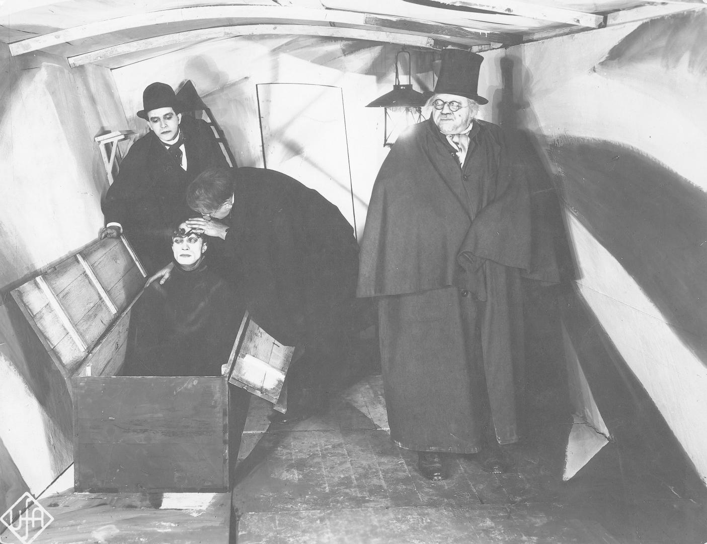 Das Cabinet des Dr. Caligari (1920) 2. kép