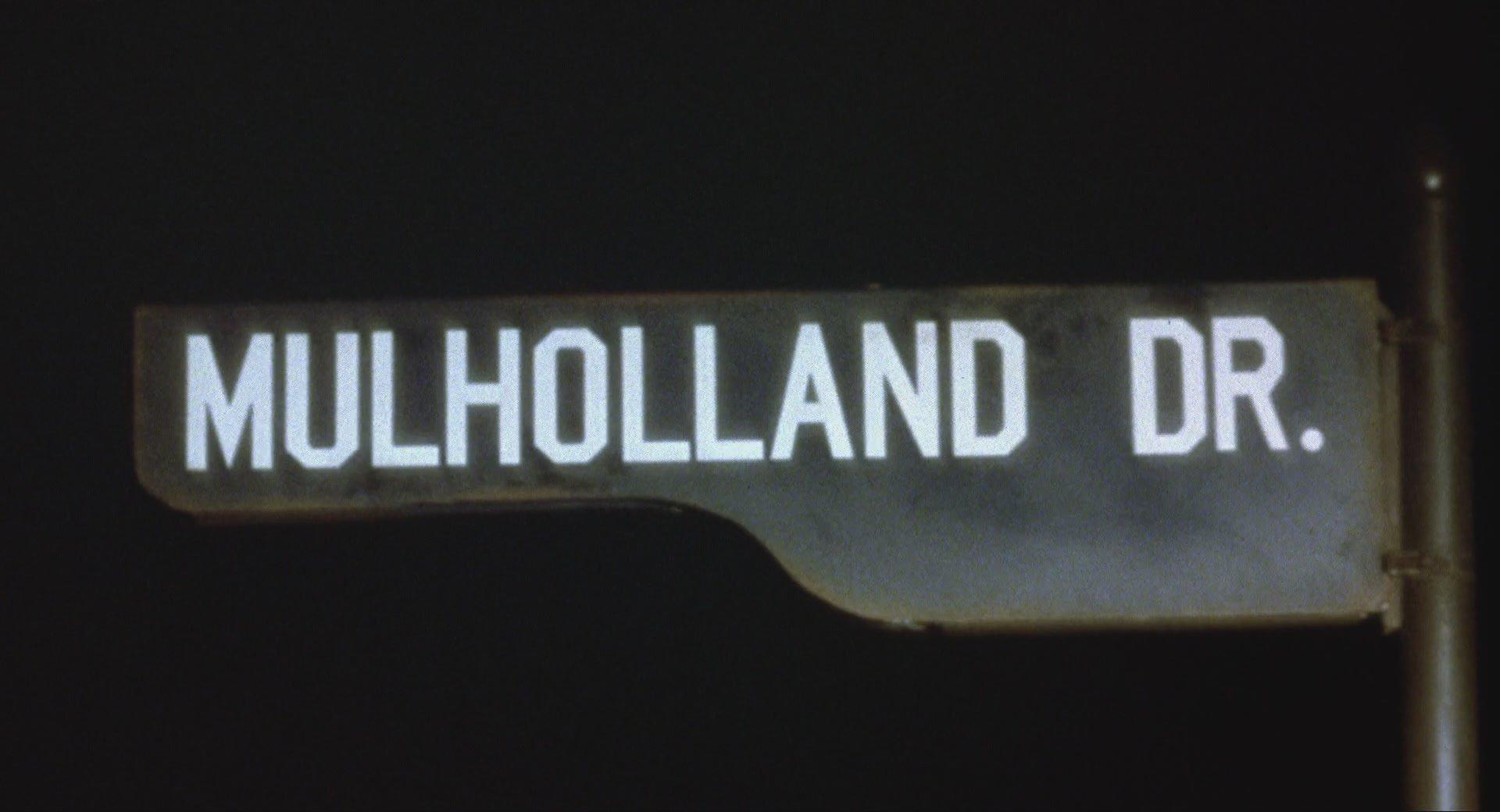Mulholland Drive - A sötétség útja (2001)